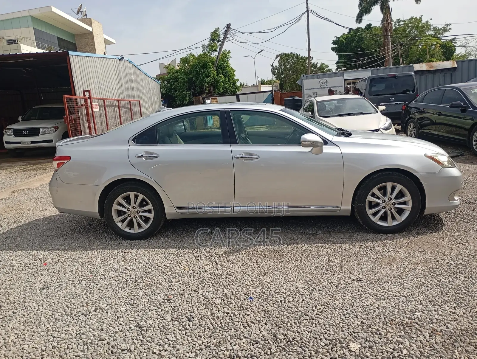 Lexus ES 2011 Silver