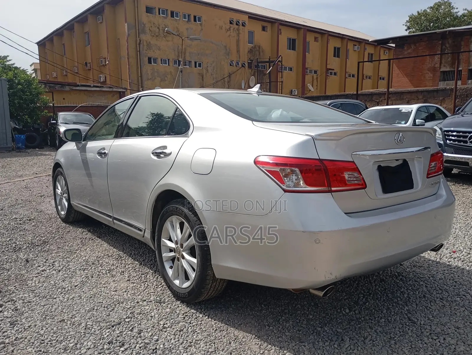 Lexus ES 2011 Silver