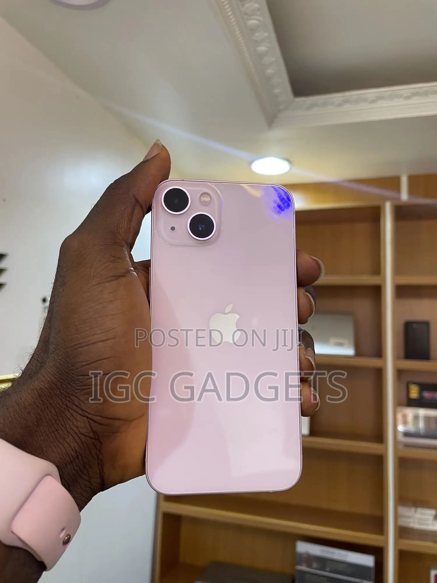 Apple iPhone 13 128 GB Pink