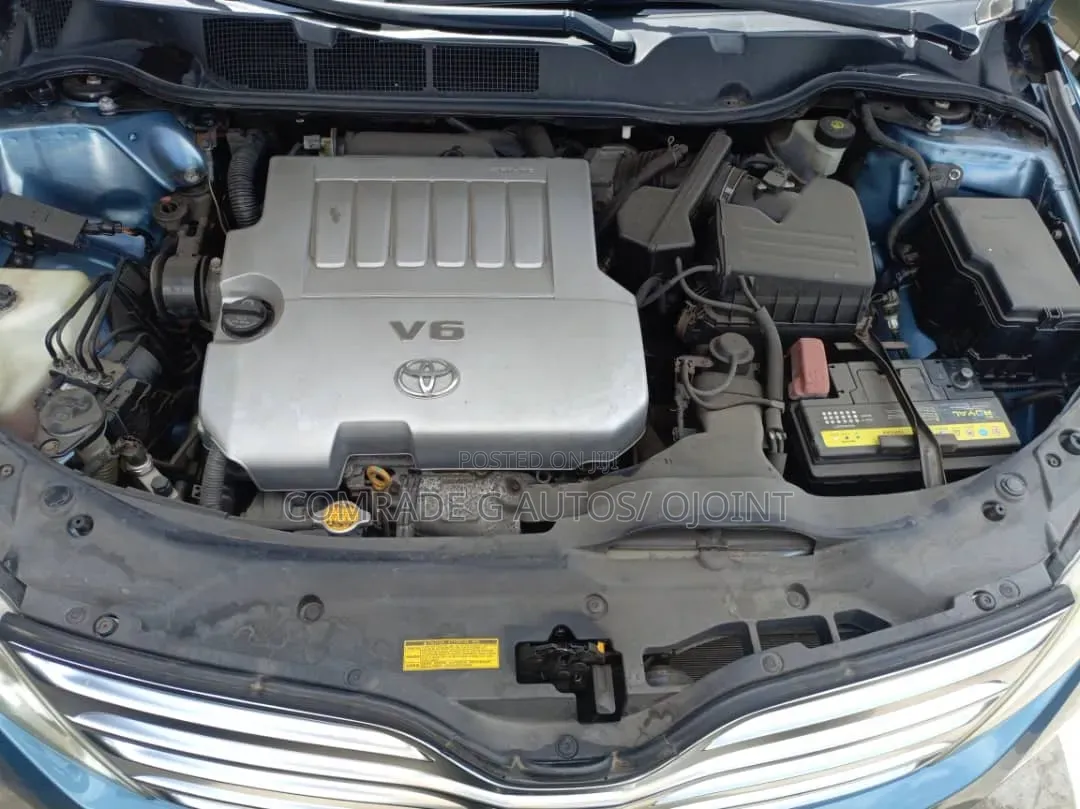 Toyota Venza V6 2011 Blue