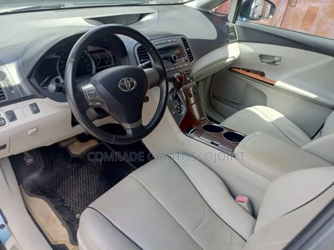 Toyota Venza V6 2011 Blue