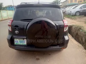 Toyota RAV4 3.5 Limited 2010 Black