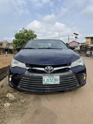 Toyota Camry LE 4dr Sedan (2.5L 4cyl 6A) 2016 Blue