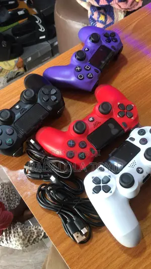 Different Colors of Ps4 Pads