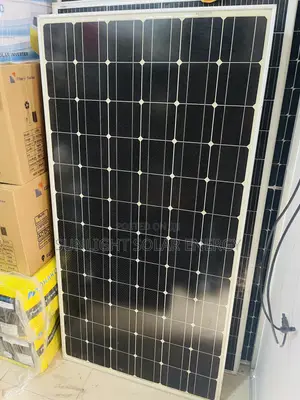 300watts Canadian Solar Panels