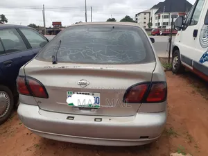Nissan Primera 2004 Silver