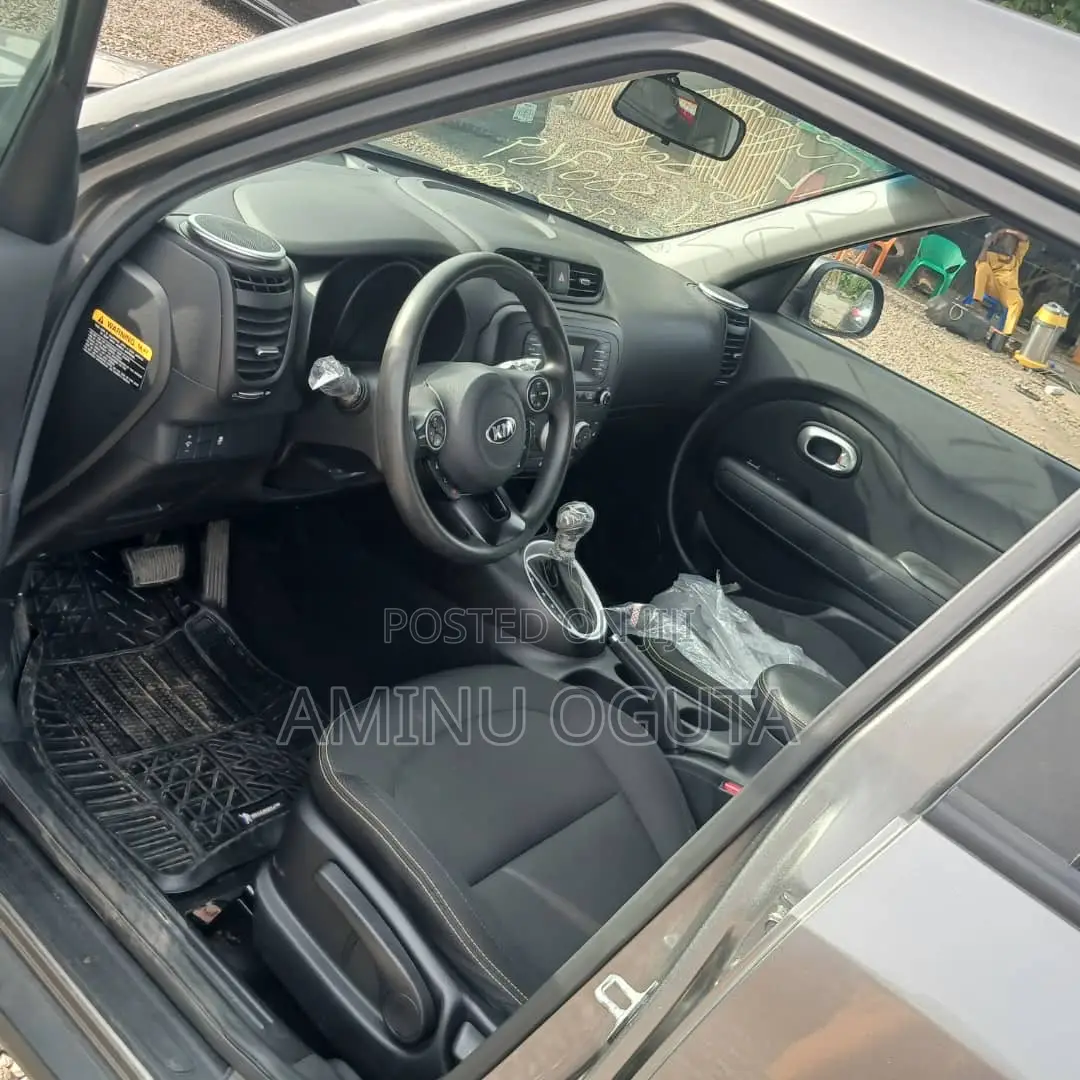 Kia Soul 2015 Gold