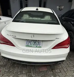 Mercedes-Benz CLA-Class CLA 250 4MATIC Sedan 2015 White
