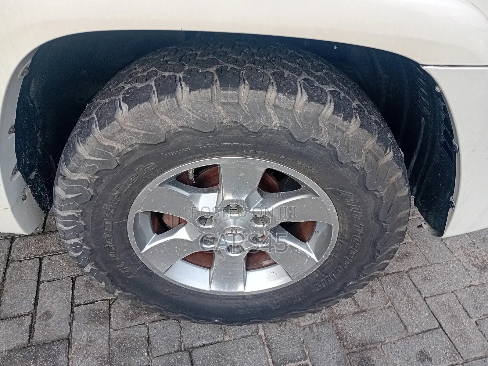 Toyota 4-Runner 2011 White