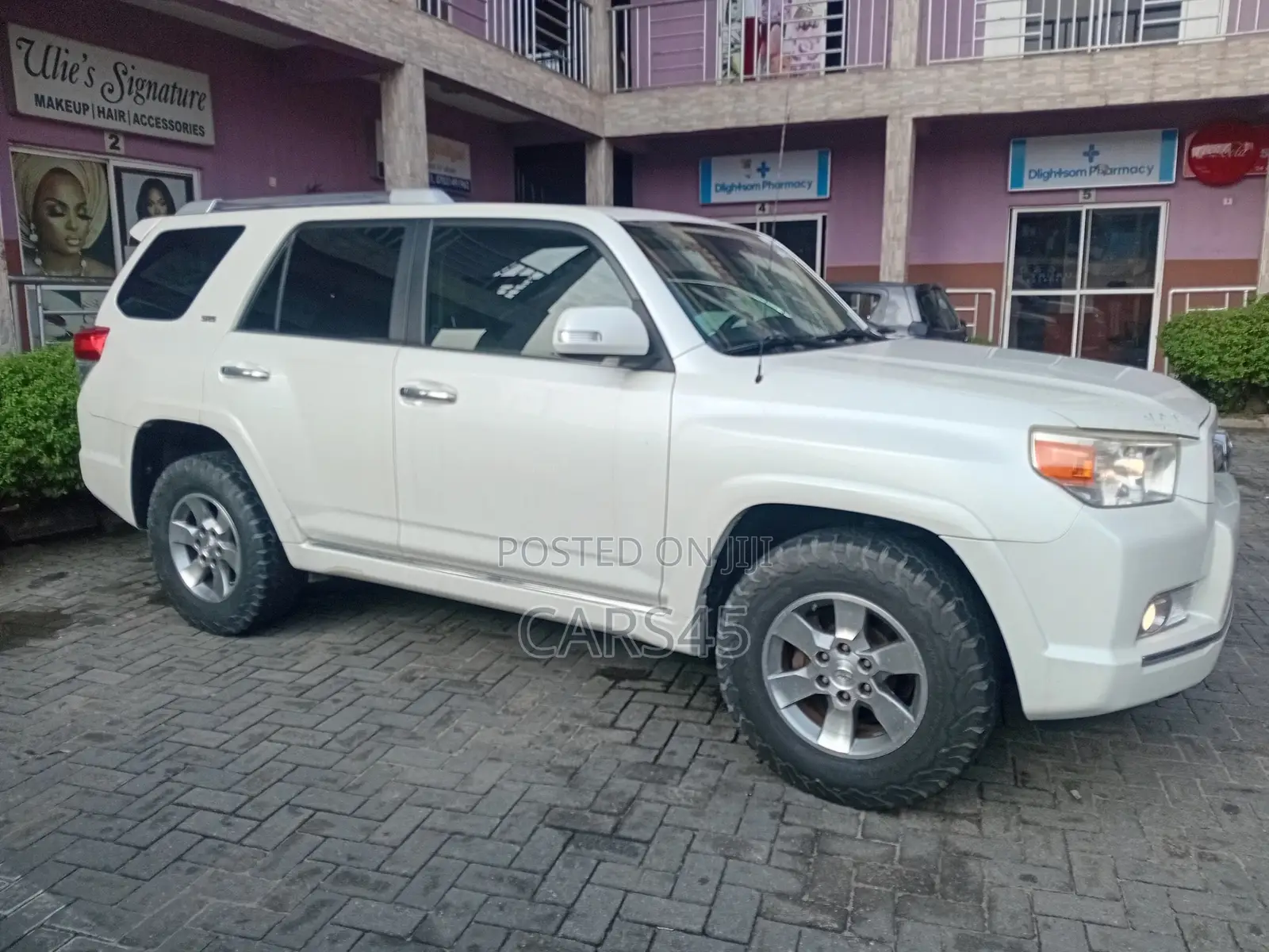 Toyota 4-Runner 2011 White