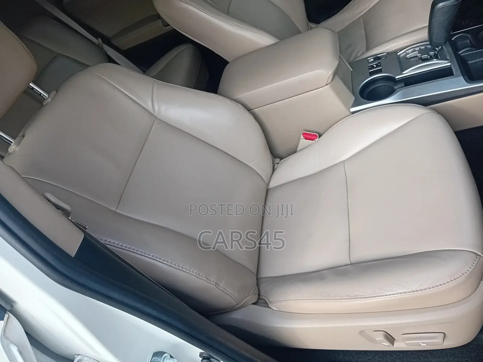 Toyota 4-Runner 2011 White