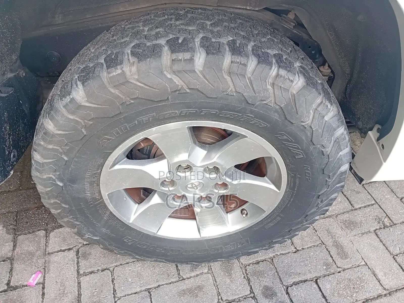Toyota 4-Runner 2011 White