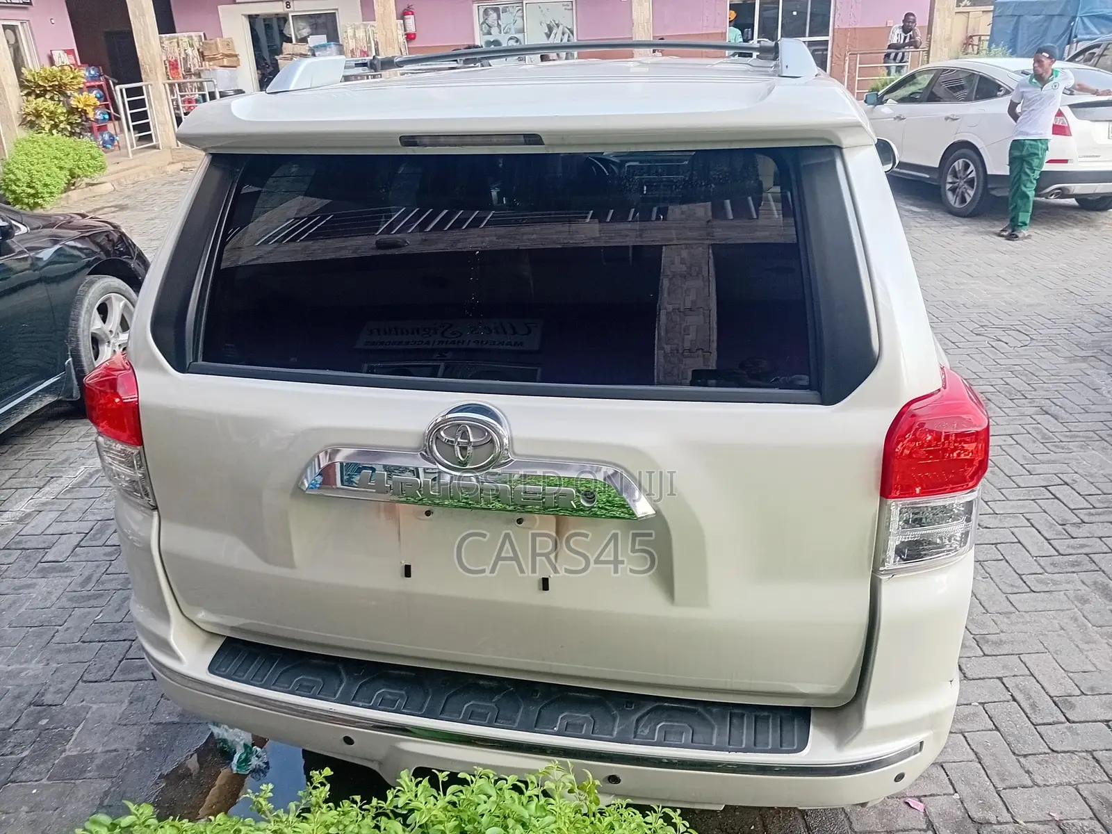 Toyota 4-Runner 2011 White