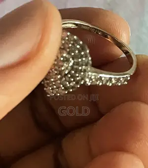 Genuine 1-Carat Natural Diamond Pear-Shaped Cluster Ring in Gold.