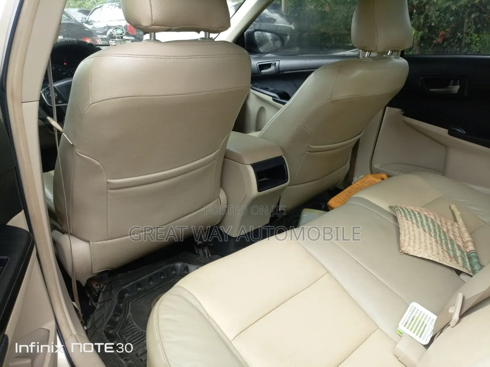 Toyota Camry 2012 Gold