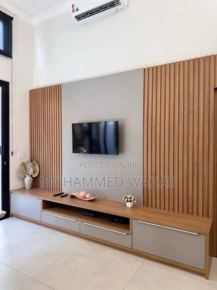 Chair , Tv Console