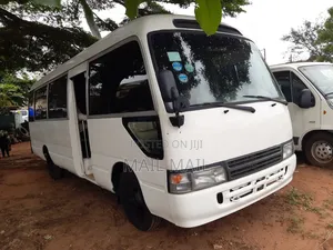 Toyota Coaster 2001 White