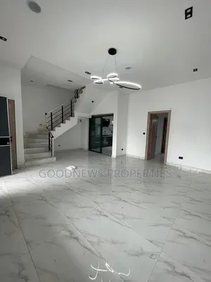 3bdrm Townhouse / Terrace in Lekki County Home, for rent