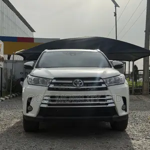 Toyota Highlander XLE 2019 White