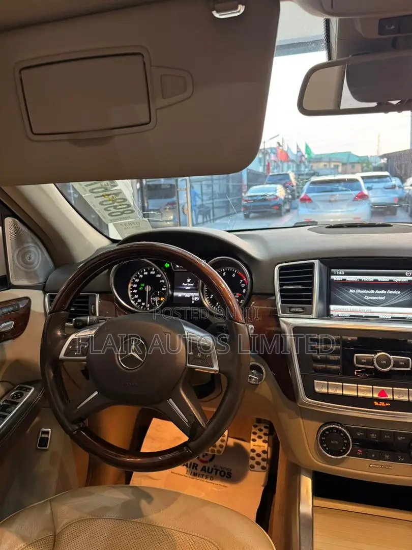 Mercedes-Benz M Class ML 350 4Matic 2013 White