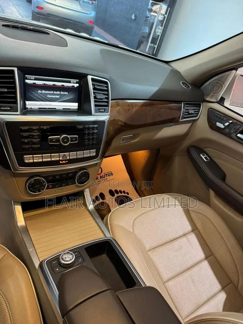 Mercedes-Benz M Class ML 350 4Matic 2013 White