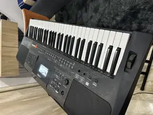 Yamaha Keyboard PSR-E463 61 Keys Original