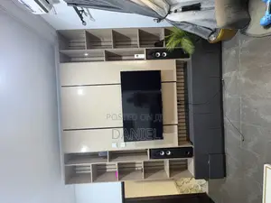 Tv Stand / Tv Media Unit