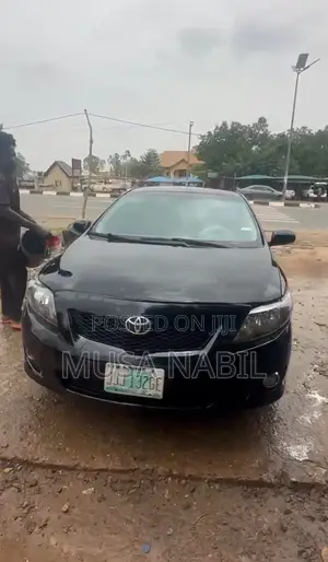 Toyota Corolla 2010 Black