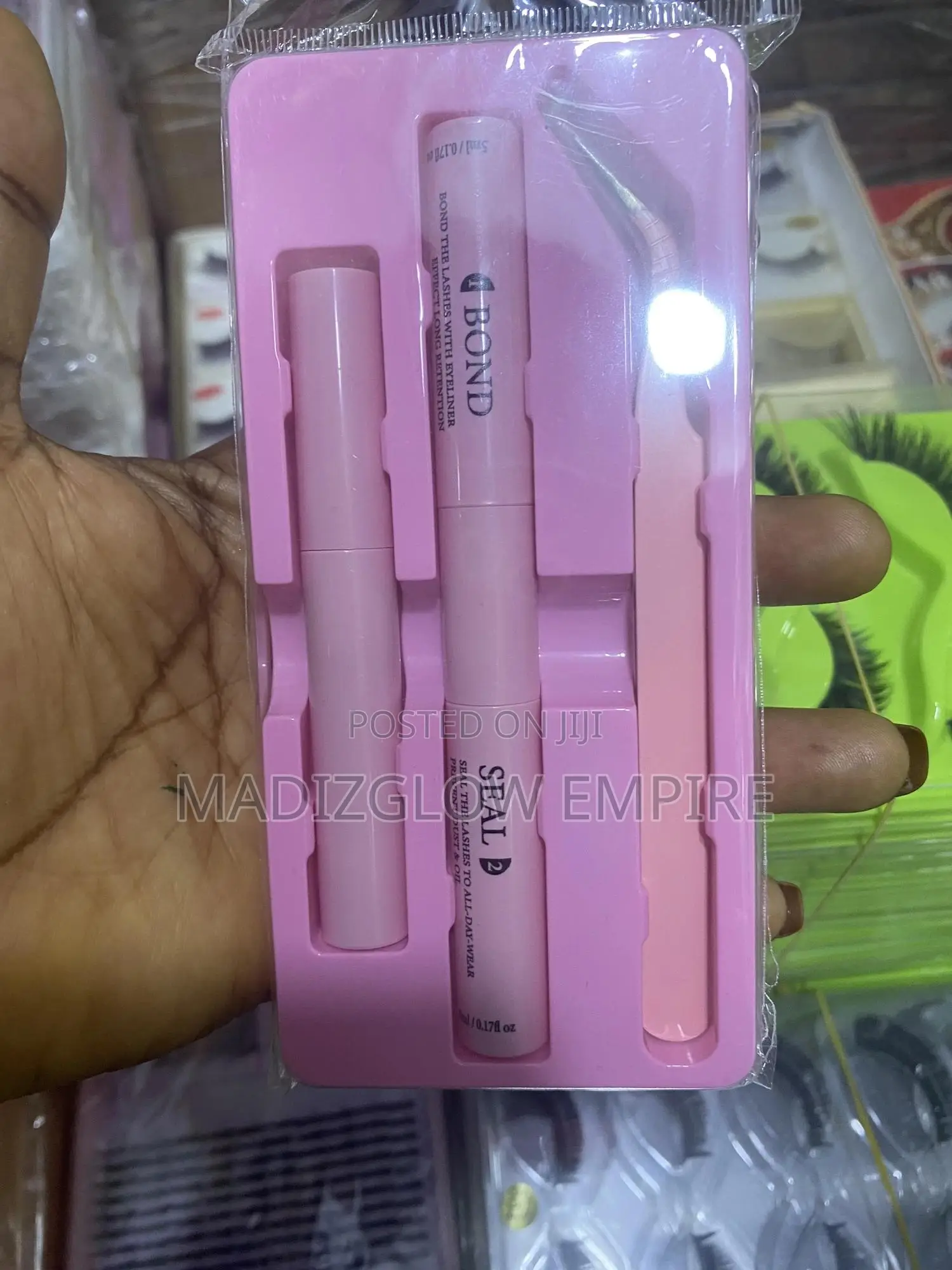Diy Lash Seal and Bond