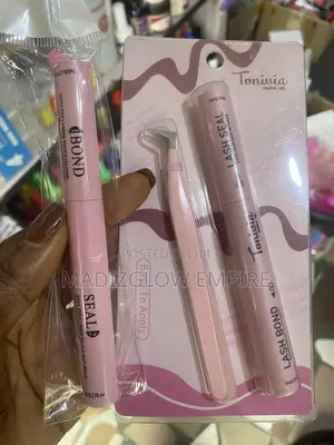 Diy Lash Seal and Bond