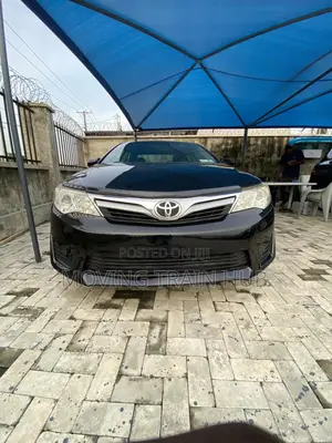Toyota Camry LE 4dr Sedan (2.5L 4cyl 6A) 2013 Black