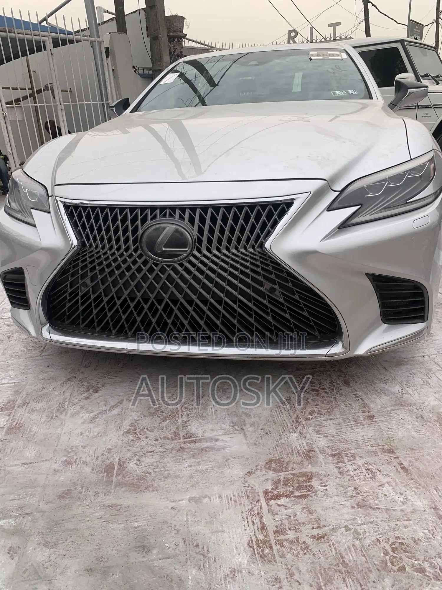 Lexus LS 500 AWD 2020 Silver