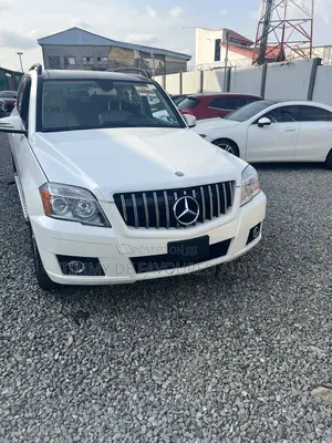 Mercedes-Benz GLK-Class 350 4MATIC 2012 White
