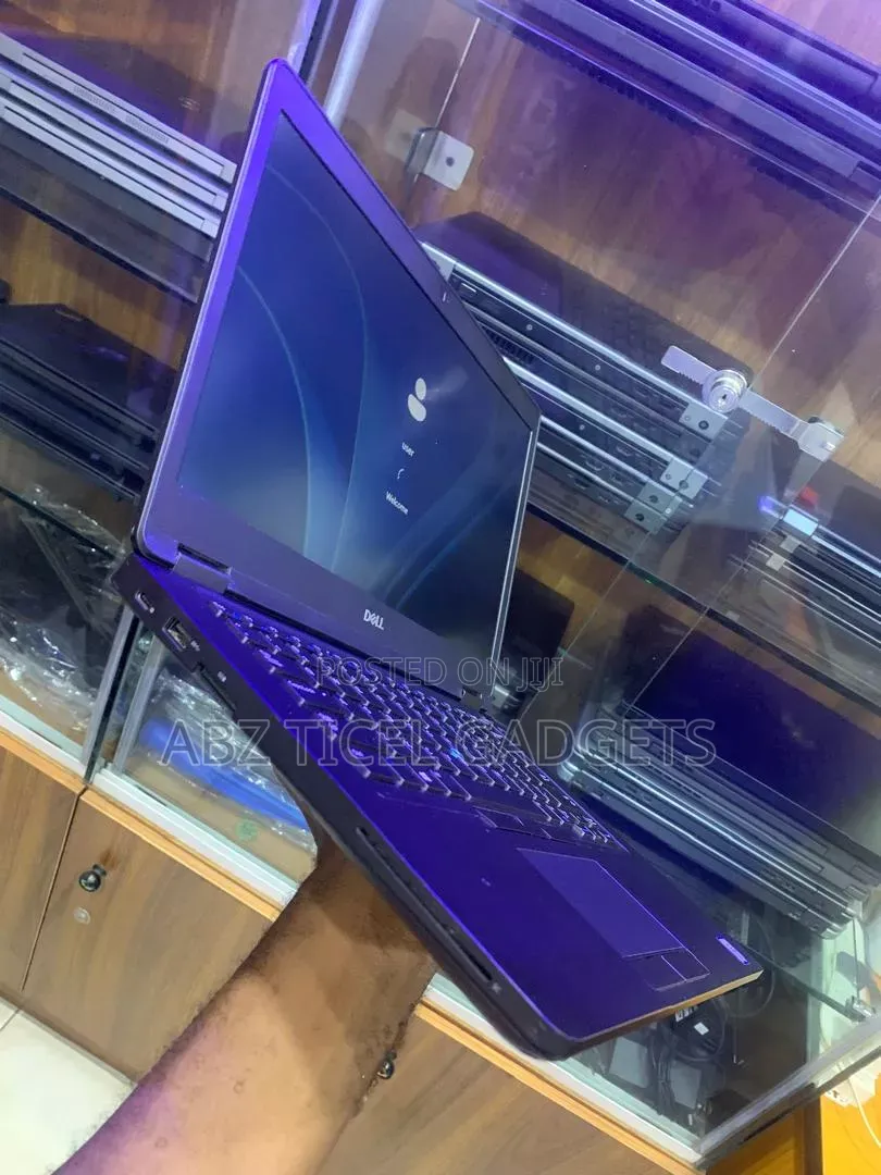 Laptop Dell Latitude 5490 8GB Intel Core i5 SSD 128GB