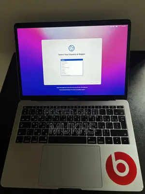 Laptop Apple MacBook Pro 2017 8GB Intel Core i5 SSD 256GB