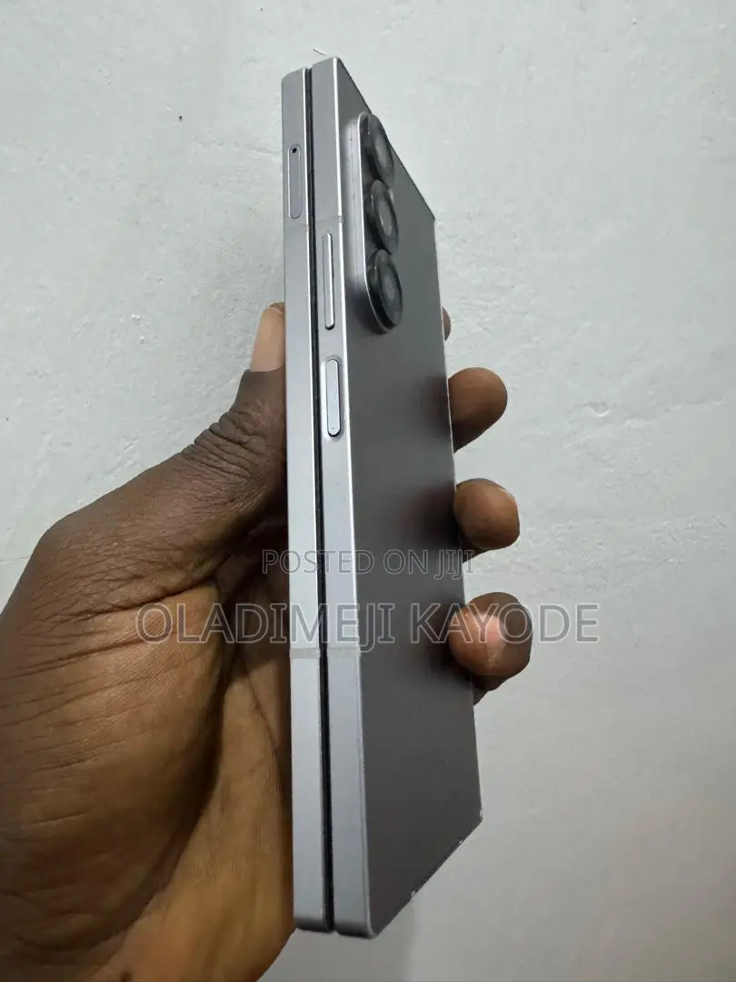 Samsung Galaxy Z Fold6 256 GB Silver