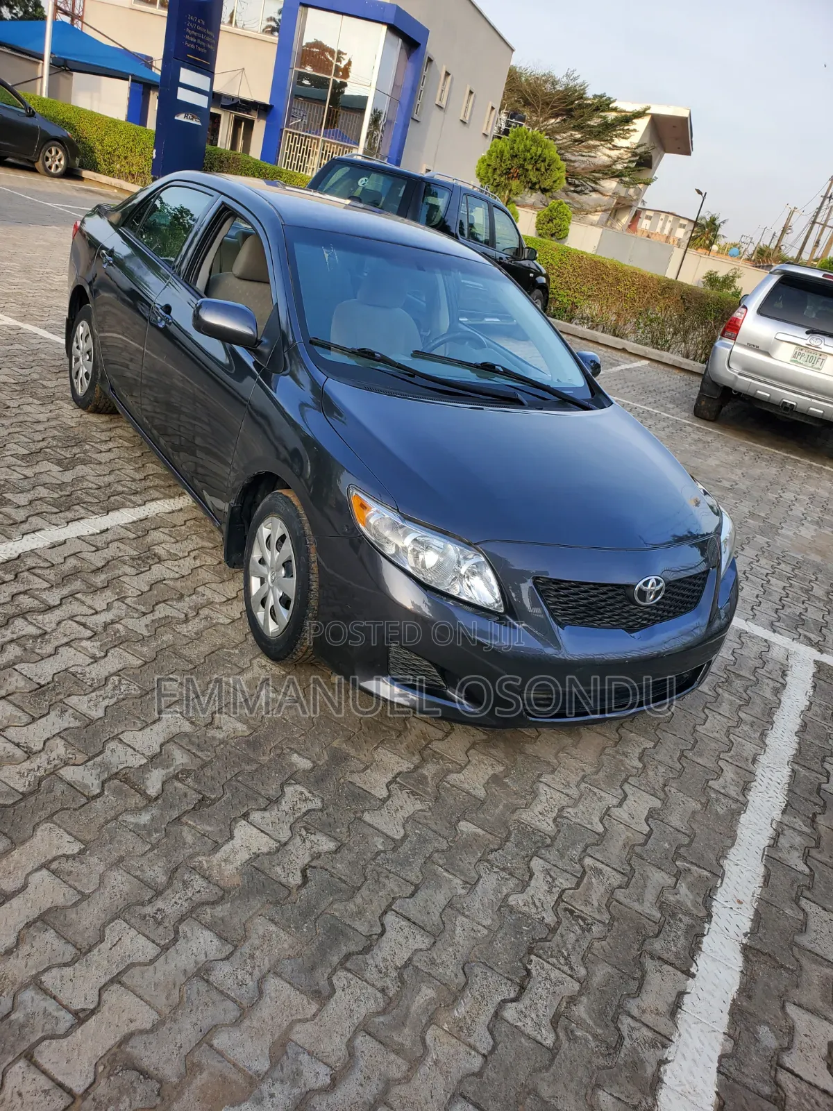 Toyota Corolla 2010 Gray