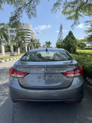 Hyundai Elantra GLS 2011 Gray