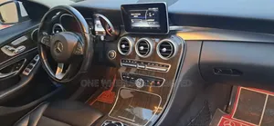 Mercedes-Benz C300 Sport 4Matic Sedan AWD (2.0L 4cyll 7A) 2016 White