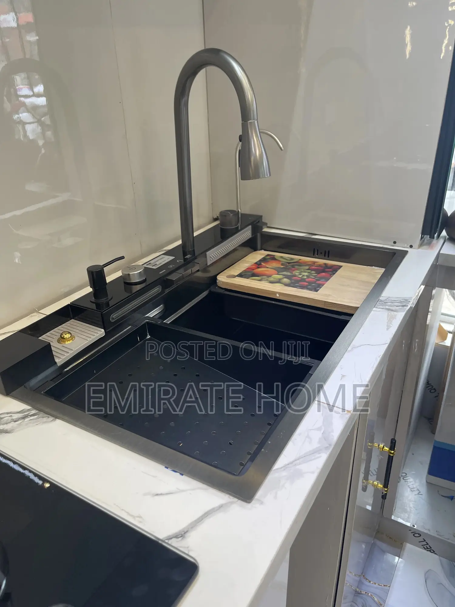 Special Kitchen Sink With Complete Accessories