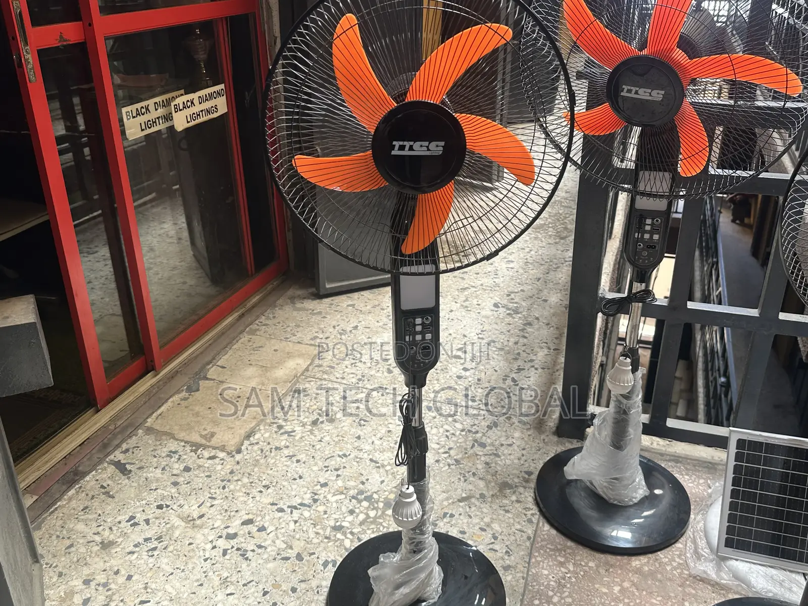 Solar Rechargeable Fan