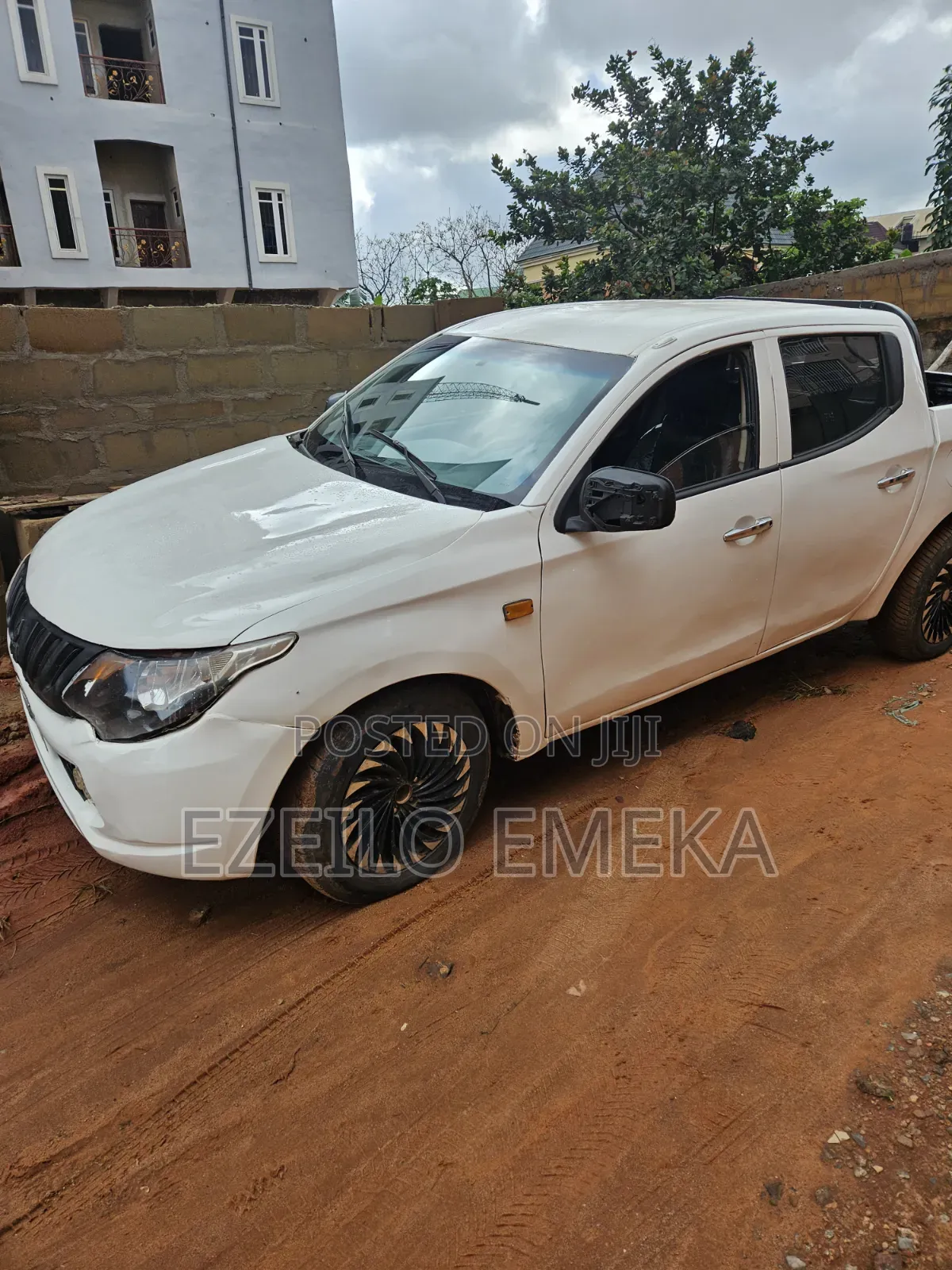 Mitsubishi L200 2016 White