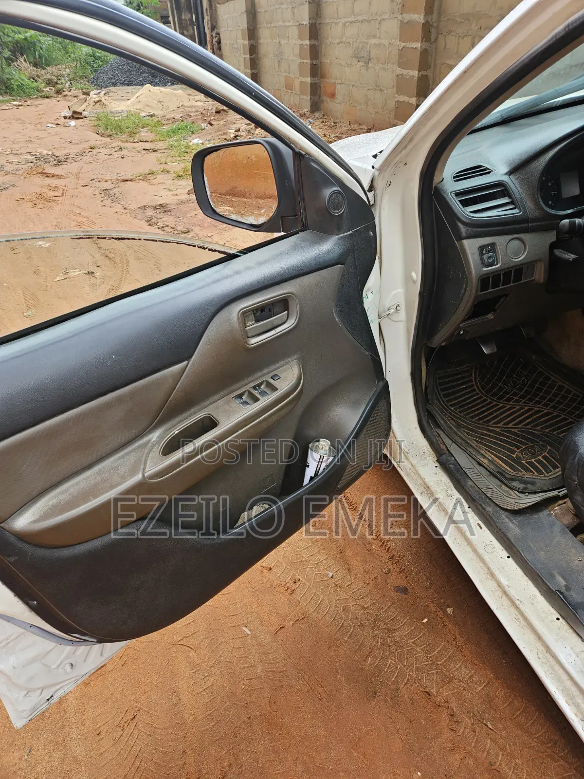 Mitsubishi L200 2016 White