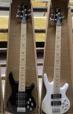 Ibanez Active 5strings Bassguitar