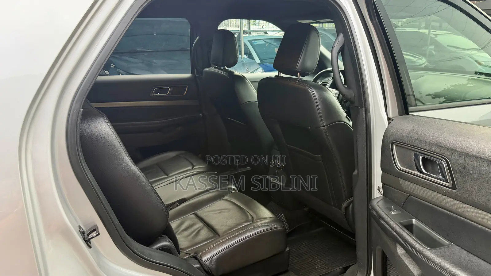 Ford Explorer XLT AWD 2018 Silver