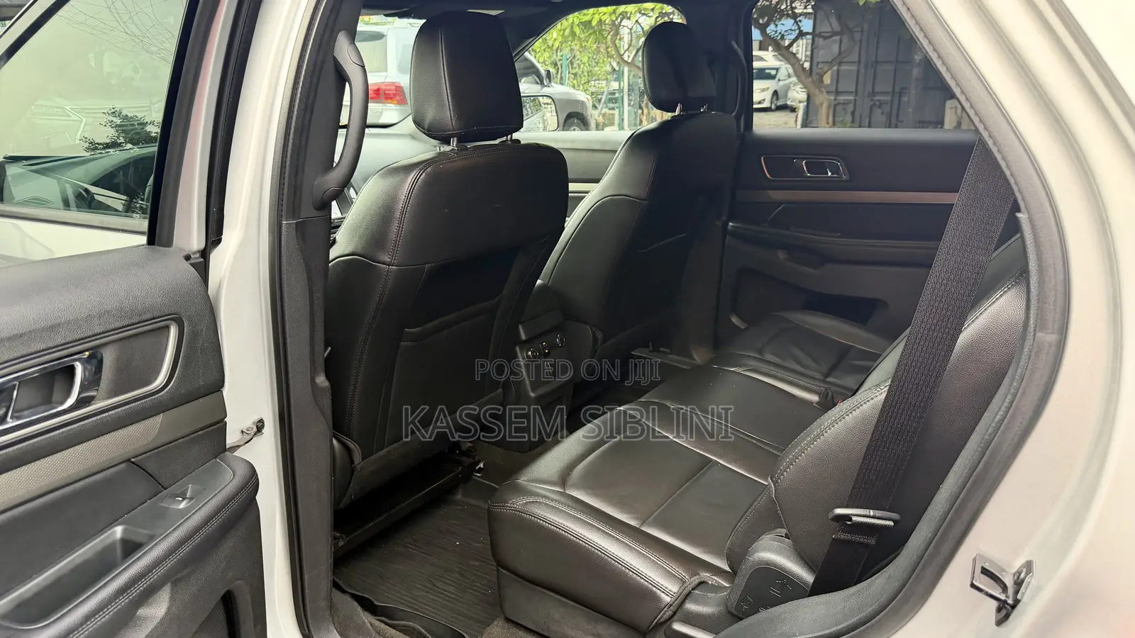 Ford Explorer XLT AWD 2018 Silver