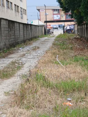 18bdrm Apartment in Sangotedo Ajah Lekki for sale