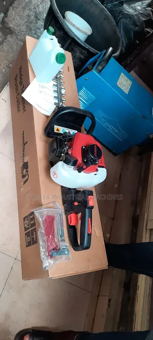 Petrol Flower Trimmer Machine