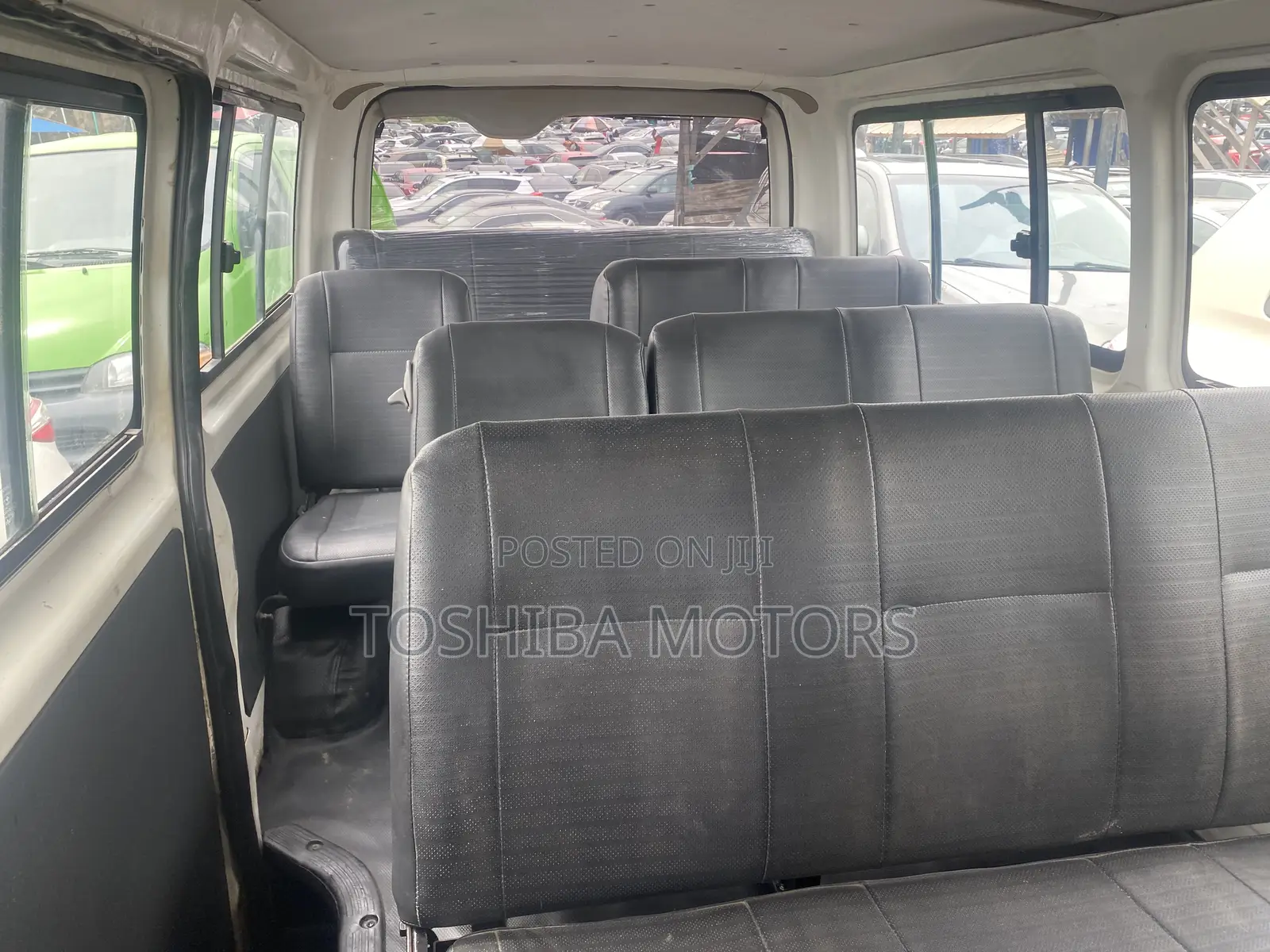 Toyota HiAce 2013 White