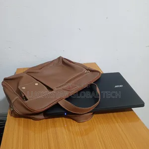 Laptop Acer 4GB Intel HDD 320GB